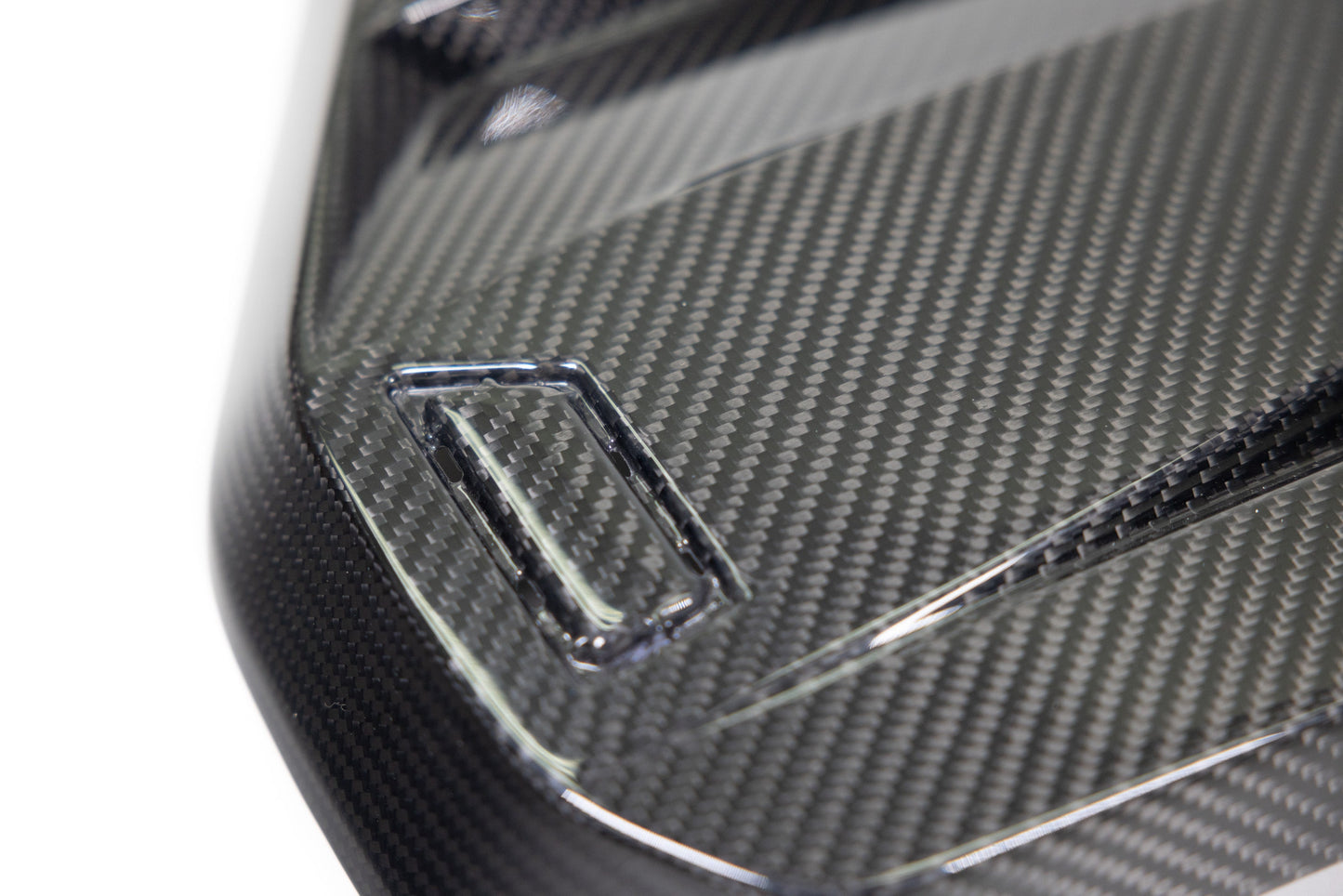 G80 CARBON FIBER ENGINE COVER